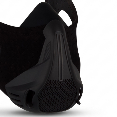 ADVG Altitude Training Mask 1.0, front cover with breathing grille and side vents close-up