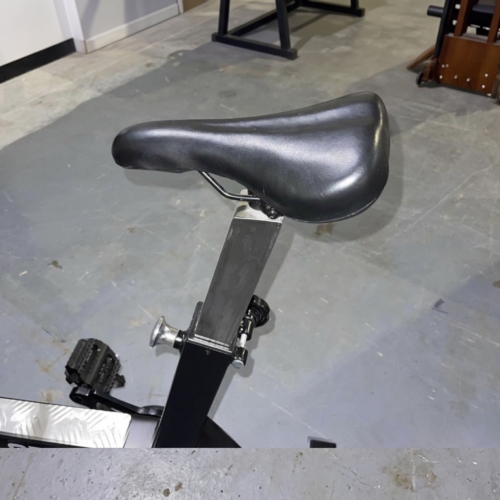 ADVG BikeErg RowErg Bundle PowerMax 1.0, BikeErg saddle and seat post close-up