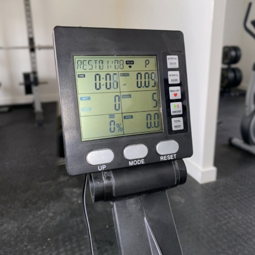 ADVG BikeErg RowErg Bundle PowerMax 1.0, monitor display close-up